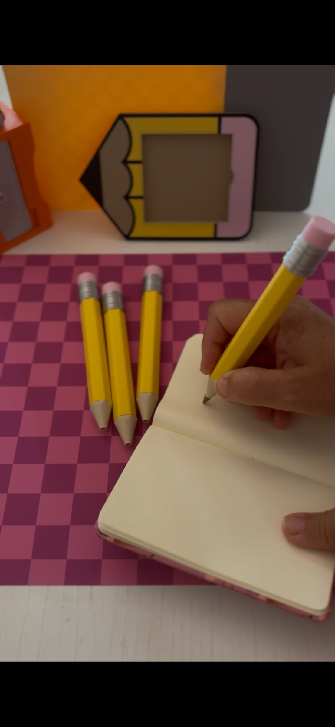 Giant 3D pencil pen ✏️🩷 – photo 2
